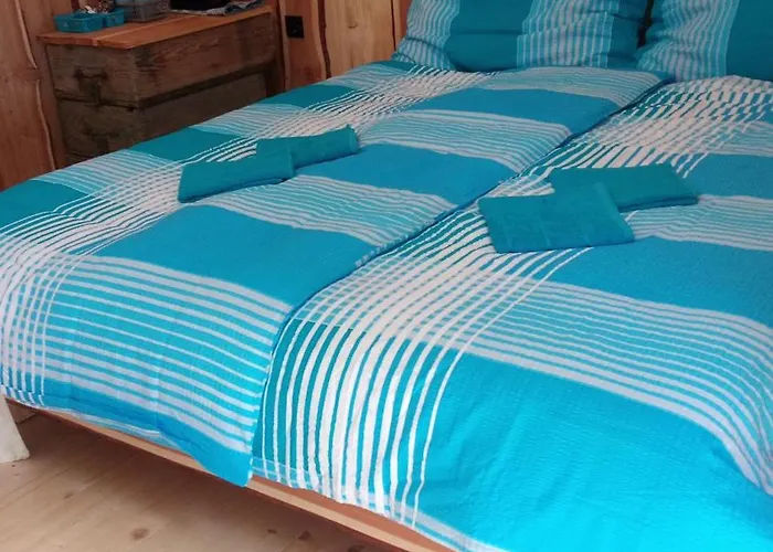 Steinzeit 게스트하우스 3*